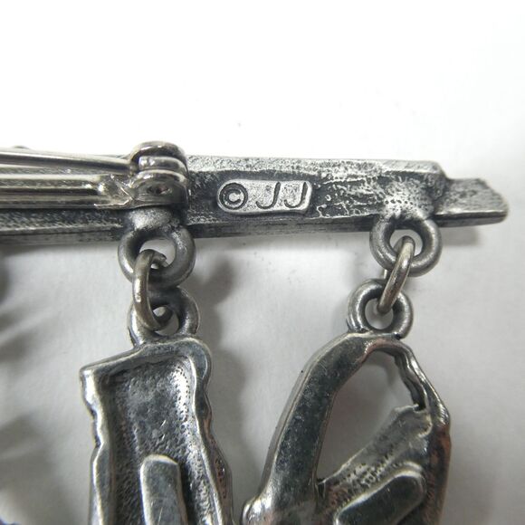 JJ Skier Pin Pewter Skiing Dangle Charms Vintage Skis Jonette - Picture 7 of 7